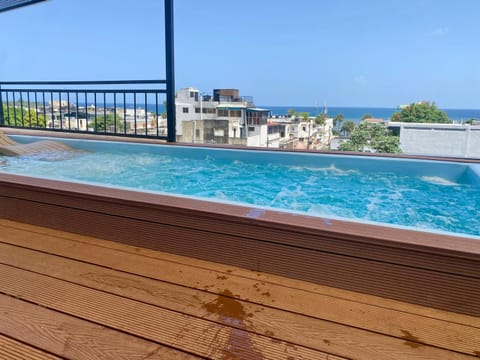 Day, Natural landscape, View (from property/room), Balcony/Terrace, Balcony/Terrace, Pool view, Swimming pool