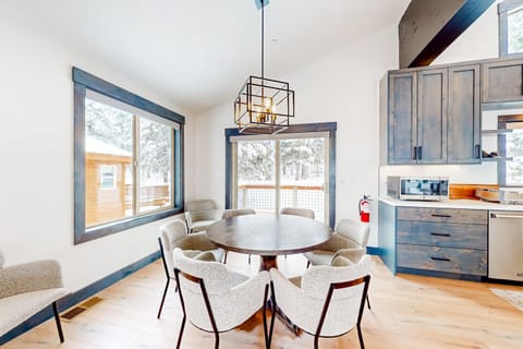 Mountain Majesty House in Truckee