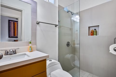 Bathroom, Bath