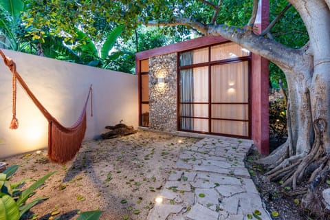Property building, Patio, Patio, Off site, Garden, Garden view, Sunset