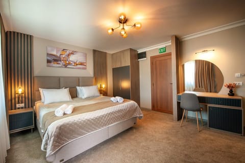 Bed, Photo of the whole room, Bedroom, hair dresser, towels, wardrobe