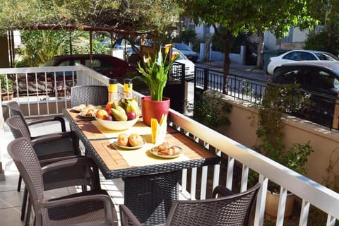 Garden, Balcony/Terrace, Parking