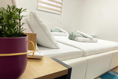 Bed, Decorative detail, Bedroom