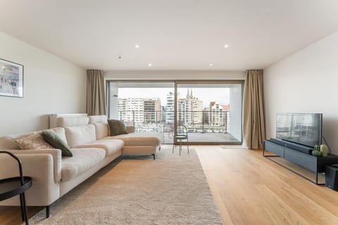 TV and multimedia, Balcony/Terrace, Seating area