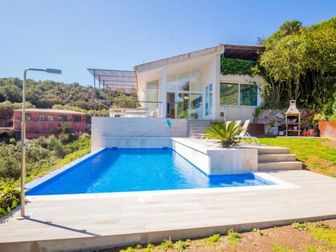 Sea view, Swimming pool