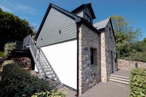 Chy An Gweal Farm Coach House House in England