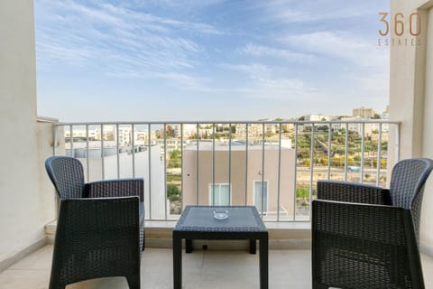 Patio, Day, View (from property/room), Balcony/Terrace, Seating area, Dining area