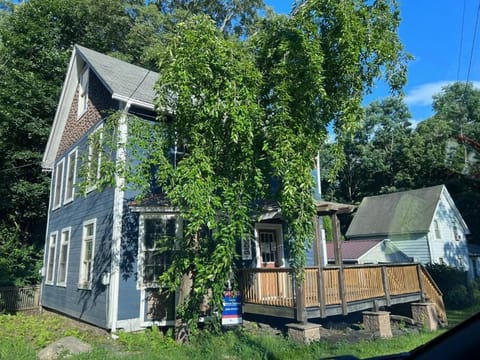 Cozy Historic home in Brattleboro House in Brattleboro