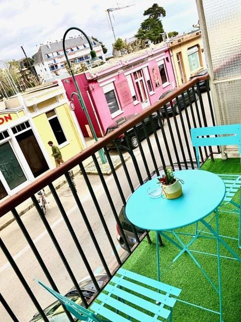 Balcony/Terrace, City view