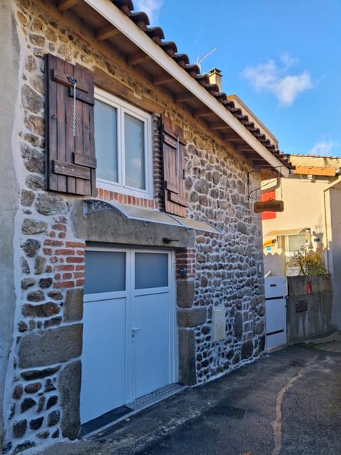 Le pat' toit House in Auvergne-Rhône-Alpes