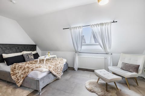 Property building, Living room, Bedroom