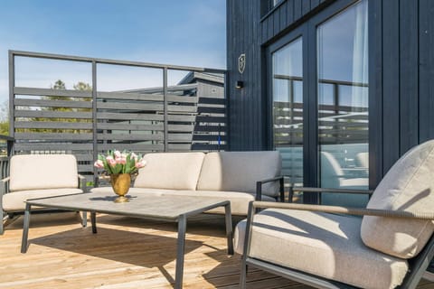 Merikruunun tähdistöhuvila Mimosa 37 Villa in Finland