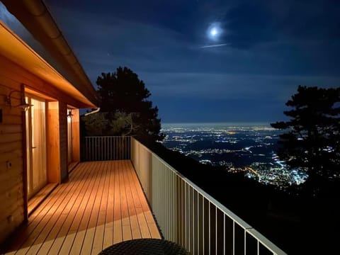 Night, View (from property/room), Balcony/Terrace