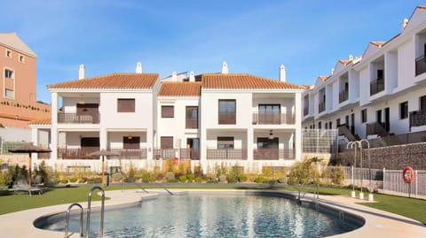 Casa Sur- Spacious and stylish 4 bedroom house House in Sitio de Calahonda