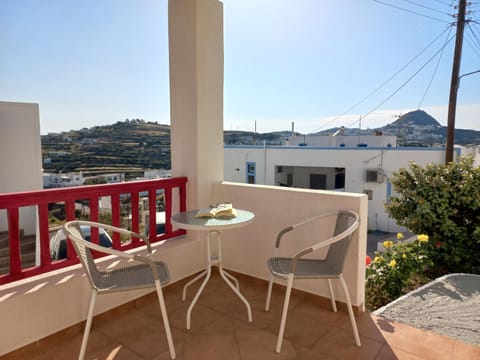 Property building, Patio, Day, View (from property/room), Balcony/Terrace, Balcony/Terrace, Seating area, Mountain view