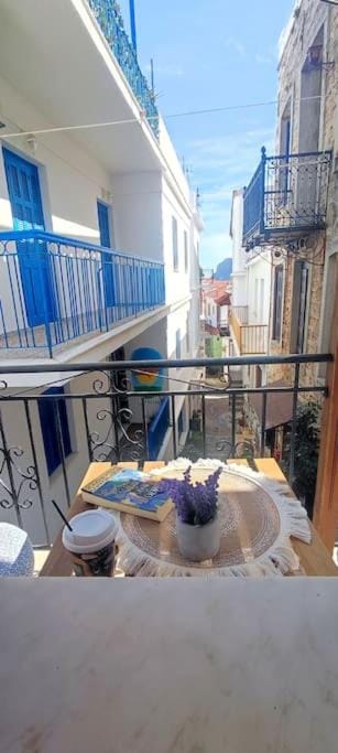 View (from property/room), Balcony/Terrace