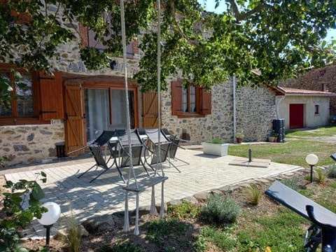 Property building, Balcony/Terrace