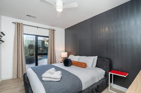 Hyve-Retro Modern-Full Gym-Walk to Broadway House in The Gulch