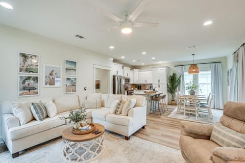 Chic Panama City Beach Home, Walk to Laguna Beach! House in Laguna Beach