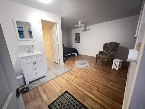 Bathroom, Seating area, Bedroom