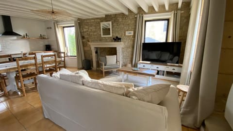 Gîte avec jacuzzi proche de Bayeux House in Normandy