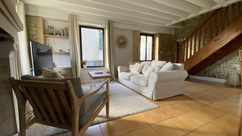 Gîte avec jacuzzi proche de Bayeux House in Normandy