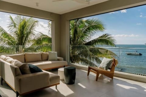 Patio, Natural landscape, View (from property/room), Balcony/Terrace, Seating area, Sea view