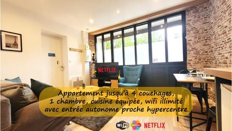 TV and multimedia, Living room, Seating area, Dining area, Text overlay