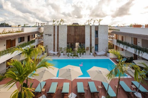 Pool view, Swimming pool