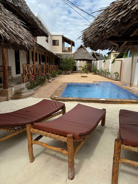 Day, Pool view, Swimming pool, Swimming pool, sunbed