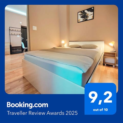 Bed, Bedroom, Certificate/Award