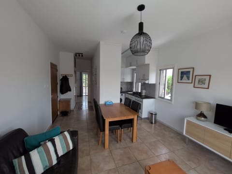 Living room, Dining area, kitchen