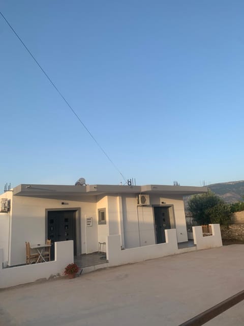 Mario Studios Ksamil Apartment in Ksamil