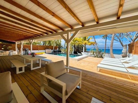 Patio, Natural landscape, View (from property/room), Beach, Canoeing, Pool view, Sea view, Swimming pool, Swimming pool, sunbed