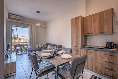 Kitchen or kitchenette, Living room, Dining area