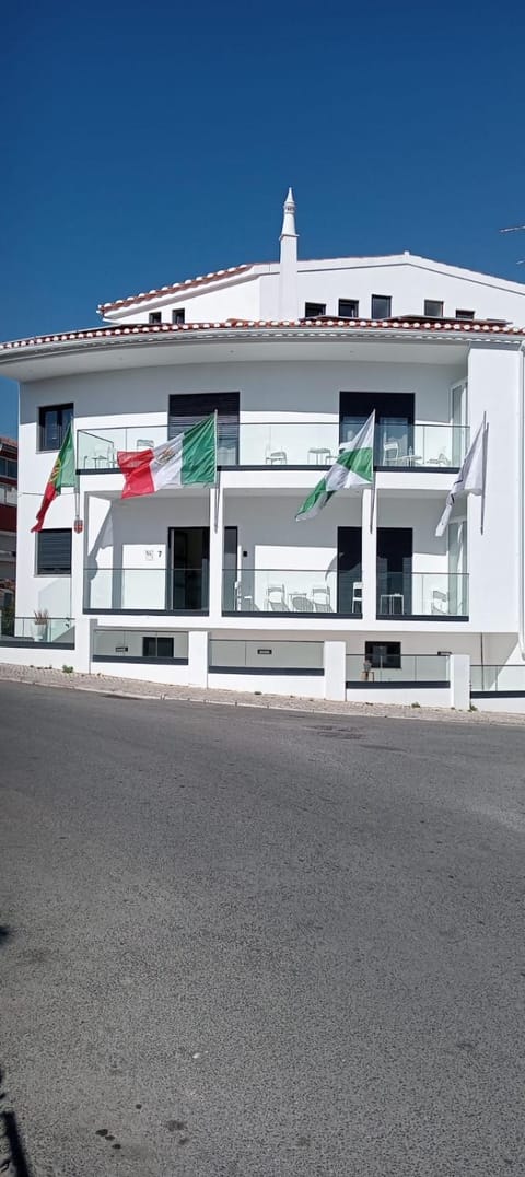 Property building, Balcony/Terrace