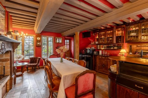 La Maison de Honfleur Atypical house Honfleur center 12P House in Honfleur