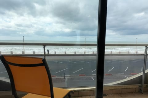 Balcony/Terrace, Sea view, Parking