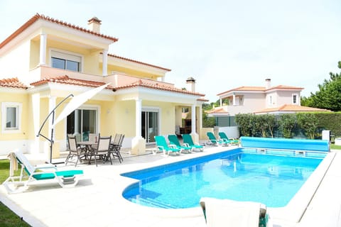 Vila Pluma Rosa Villa in Amoreira