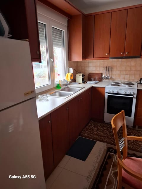 Garden House - 82 m2- Rustic Apartment House in Decentralized Administration of Macedonia and Thrace