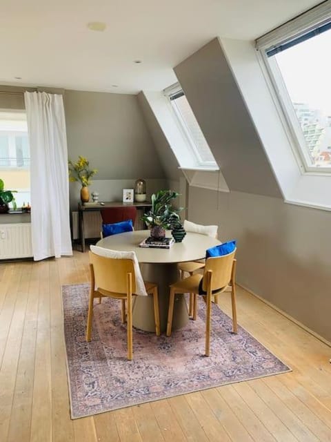 Have a nice stay! - Main Street beachapartment, beach 150 meters Apartment in Noordwijk
