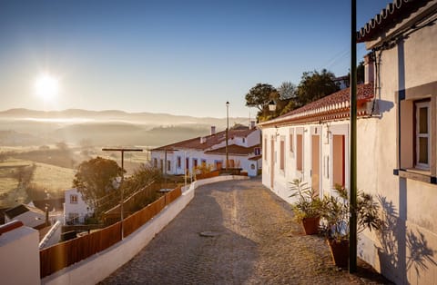 Neighbourhood, Mountain view, Sunrise