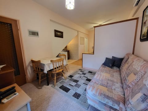 Jasna Apartments Studio Apartment in Murter