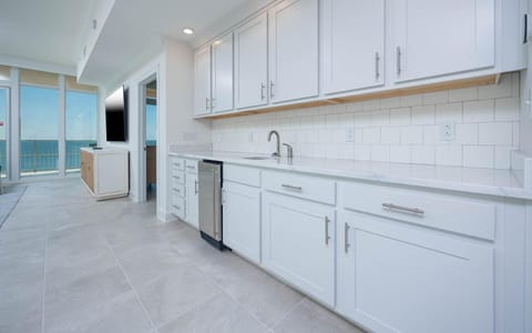 Phoenix Gulf Towers 1208 condo Apartment in Orange Beach