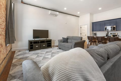 American Hall Apartment in Millersburg