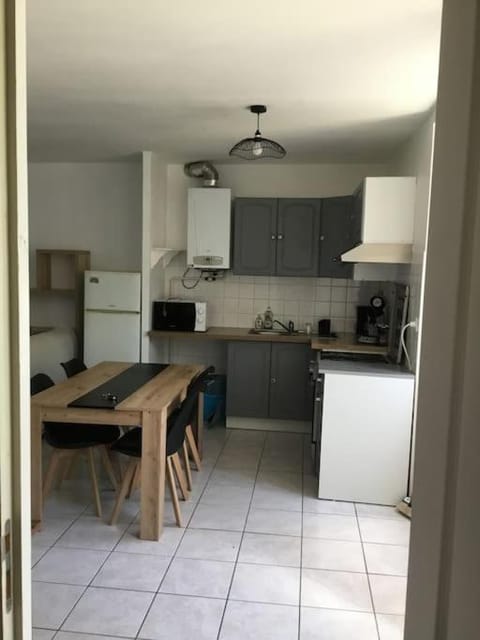 Appartement RDC Dinan Apartment in Brittany