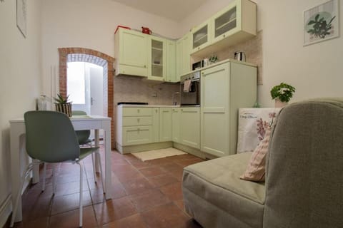 246 - Casa Marta, Centro Storico, 140metri dalla Baia del Silenzio PATRIMONIO UNESCO spiaggia e mare Apartment in Sestri Levante