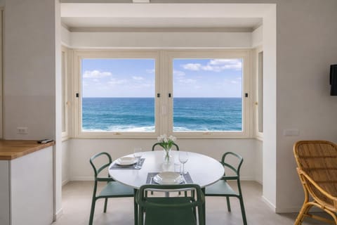 Dining area, Beach, Sea view