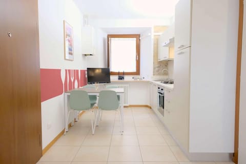 Communal lounge/ TV room, Living room, Seating area, Dining area