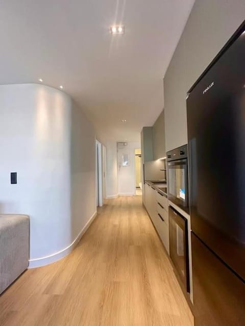 BlueMotion - PortHub Α1 Apartment in Pireas